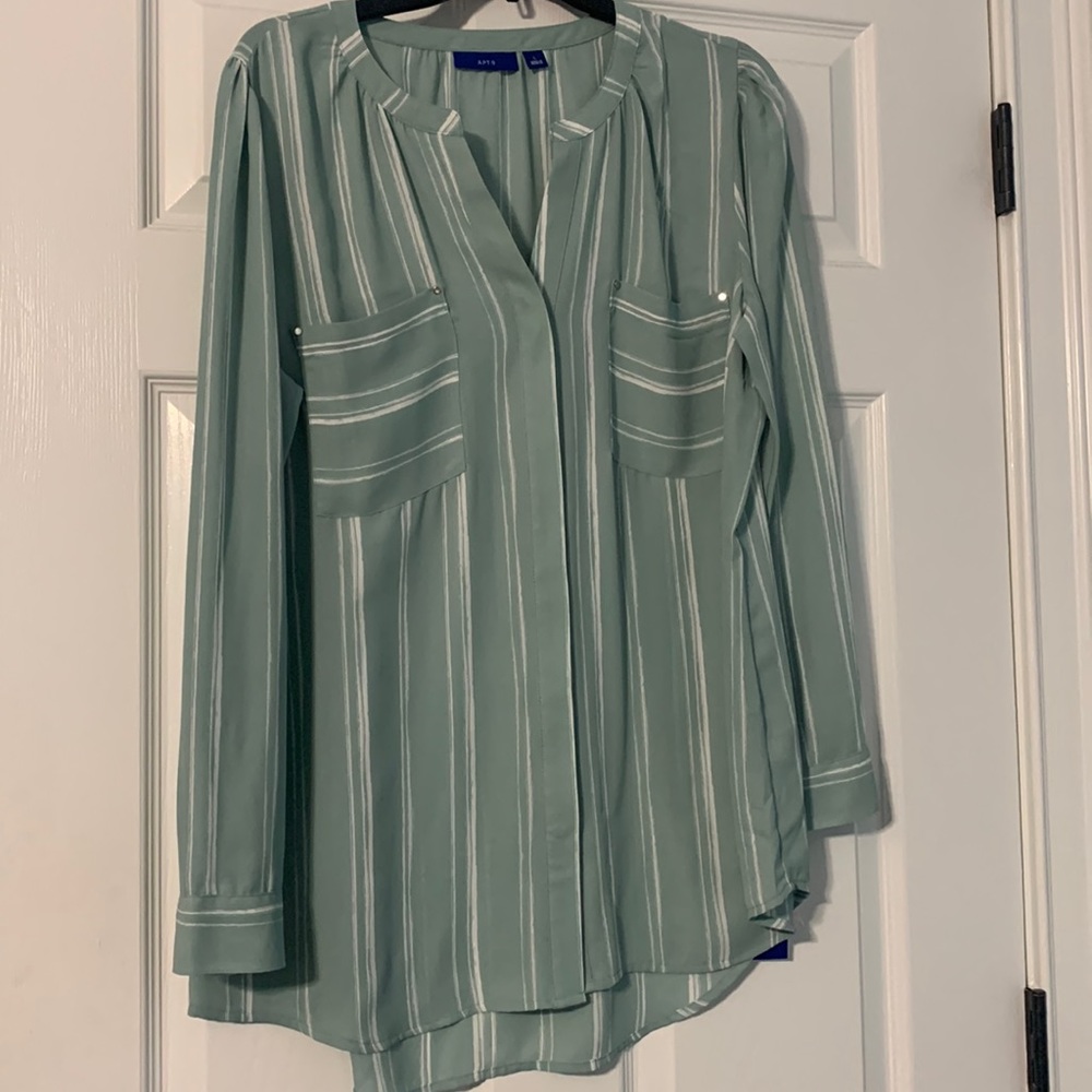 Apt 9 casual shirt